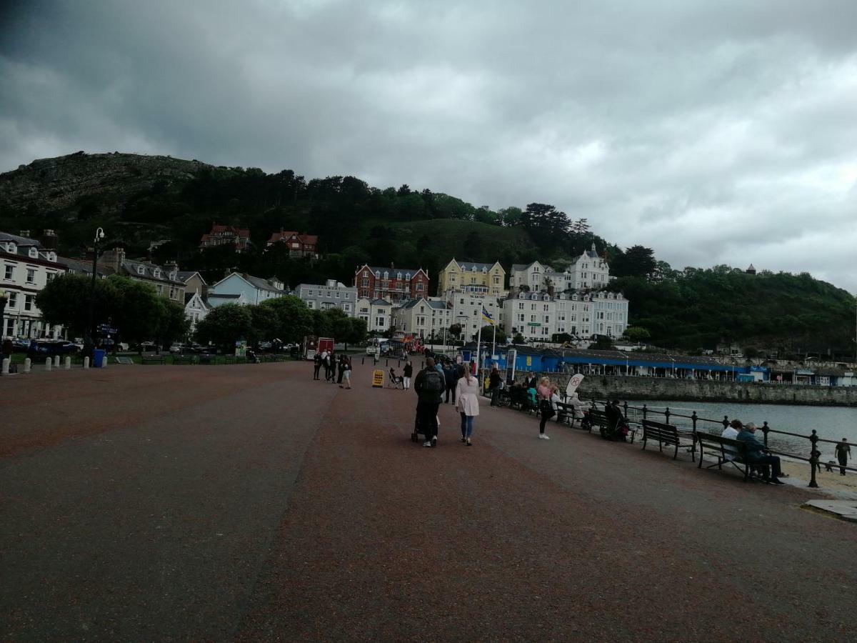 Overton Villa Hotel Llandudno Zewnętrze zdjęcie
